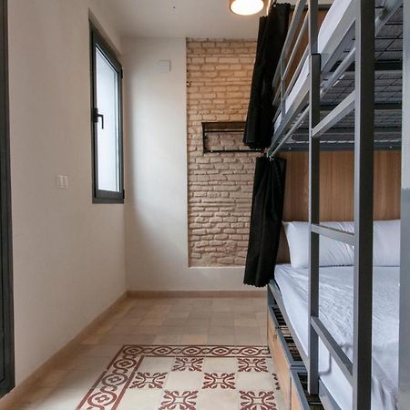 Hostel Ibarra By Bossh! Hotels Севиля Екстериор снимка