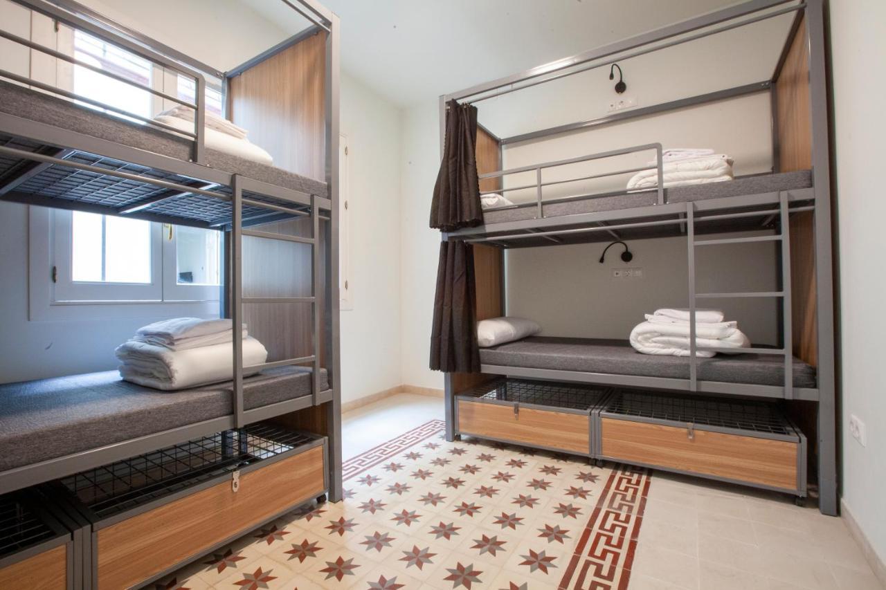 Hostel Ibarra By Bossh! Hotels Севиля Екстериор снимка