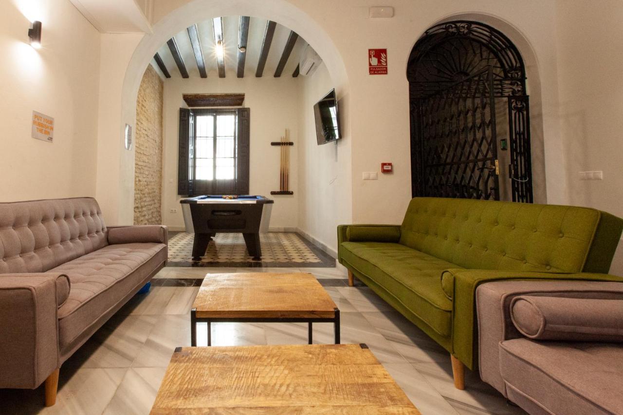 Hostel Ibarra By Bossh! Hotels Севиля Екстериор снимка
