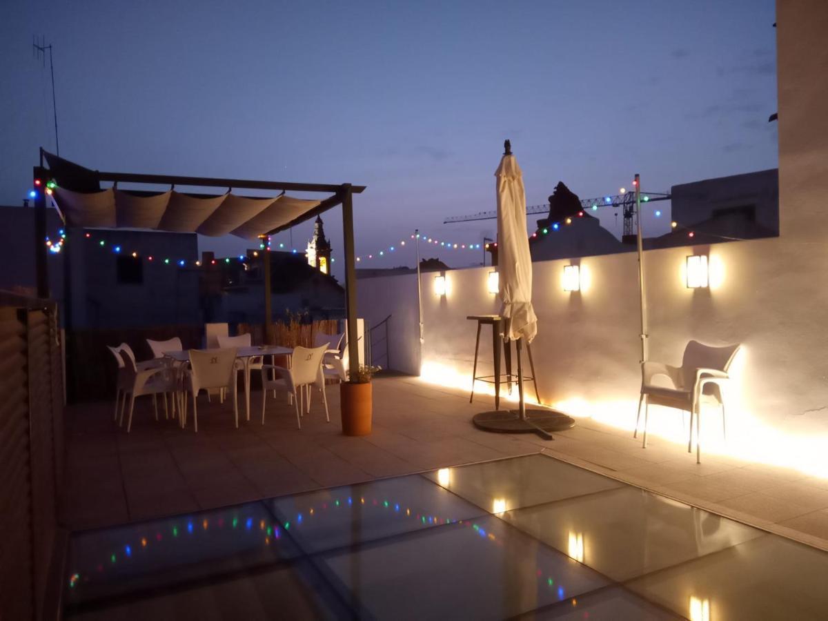 Hostel Ibarra By Bossh! Hotels Севиля Екстериор снимка