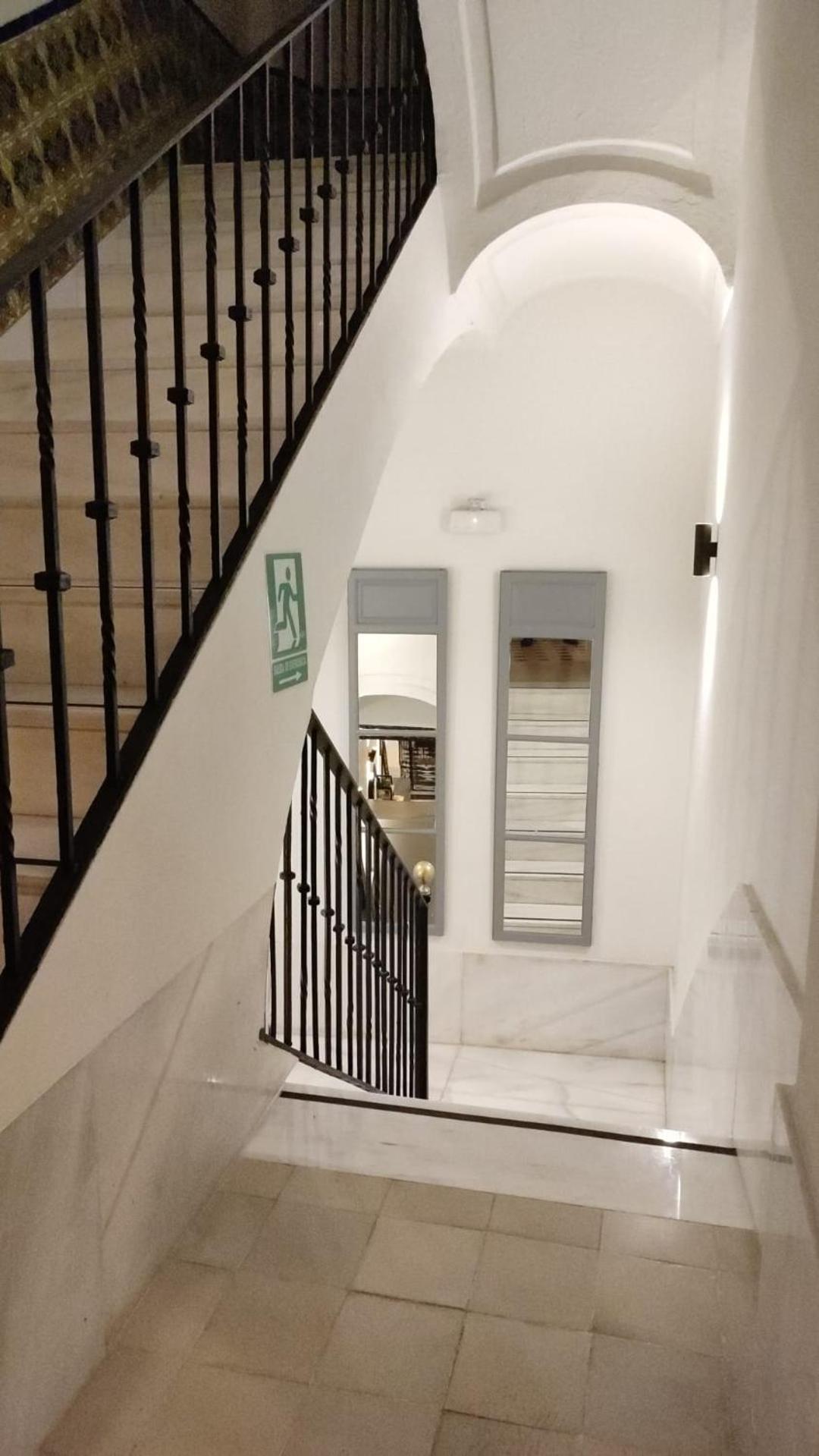 Hostel Ibarra By Bossh! Hotels Севиля Екстериор снимка